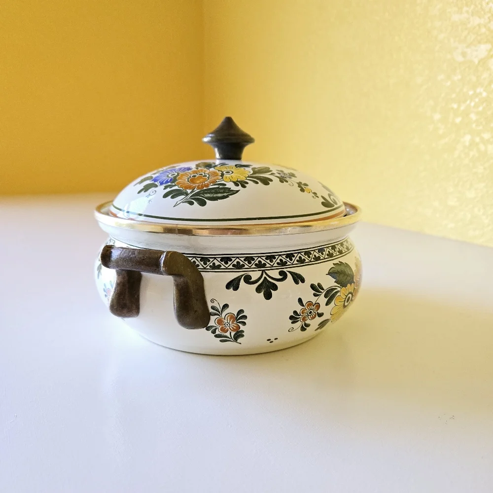 Villeroy & Boch Alt Amsterdam Florals: Metal Casserole & Lid 3Qt Enamel Dish Pan - Picture 5 of 16